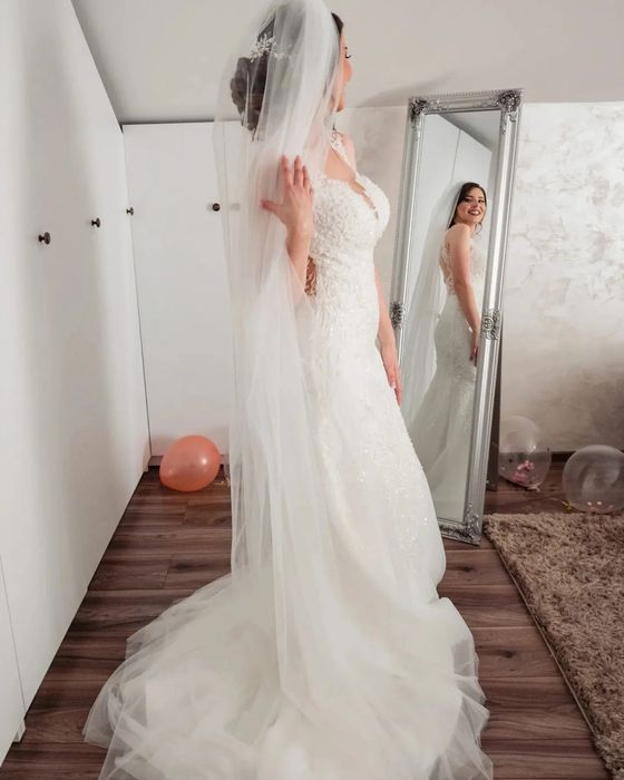 Rochie de mireasa tip sirena