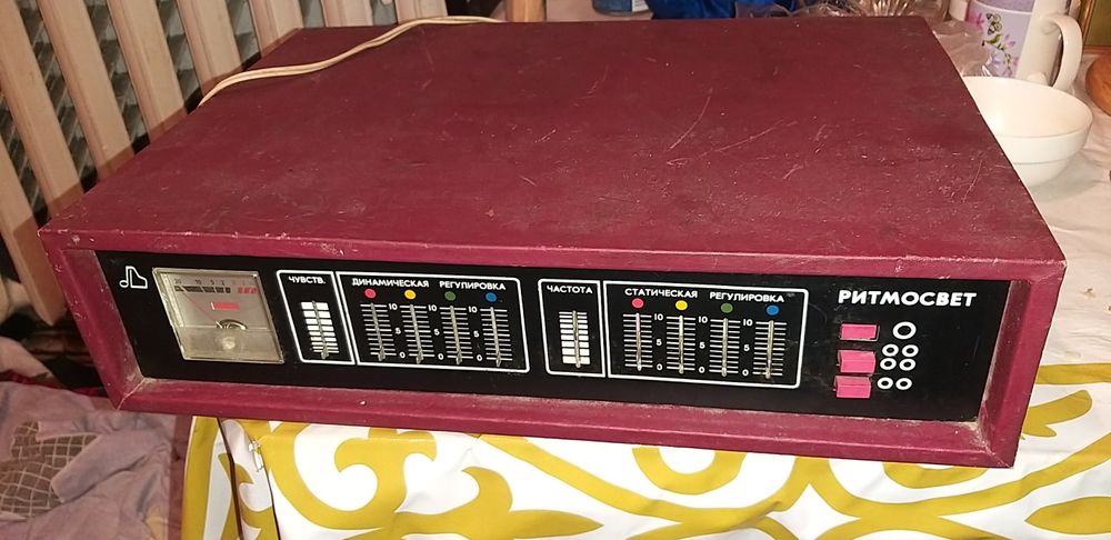 Свето музыкальный приставка