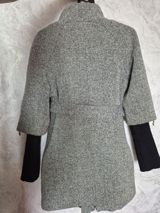 Продам пальто размер L