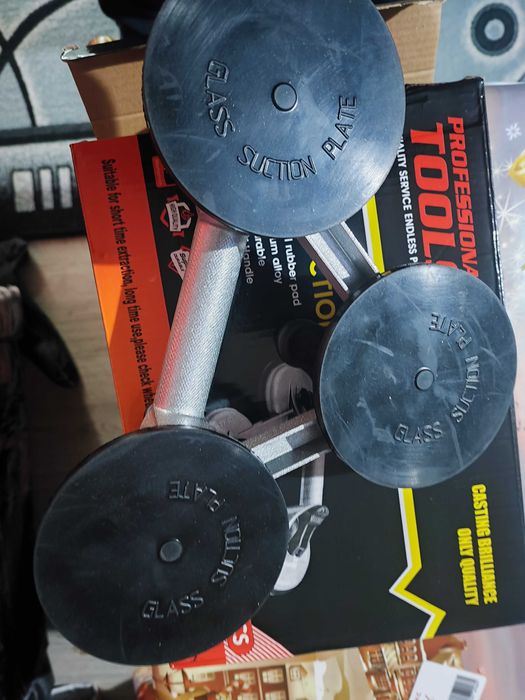 3 вакуумна вендуза