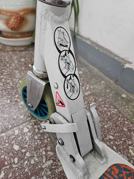 Vand Trotinetă MID1 copii, 1,10 m și 1,50 m, 6 - 9 ani