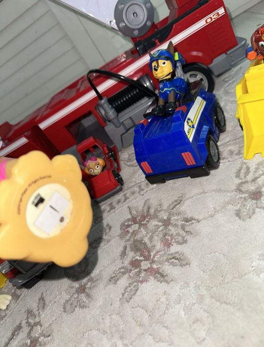 голяма пожарна Песпатрул+ колички и герои