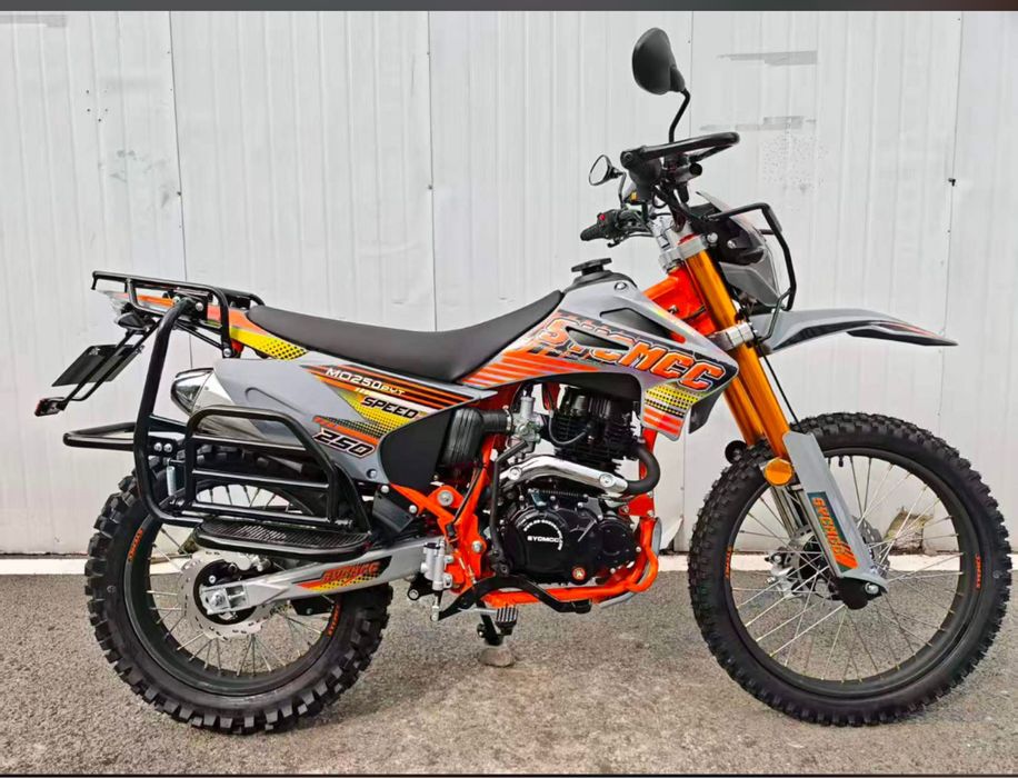 Продам Мотоцикл Эндуро 250,  300 куб