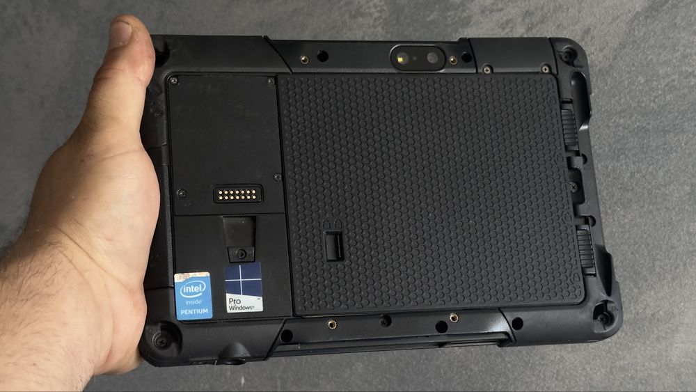 Schimb cu trotineta Getac t800 tableta windows 10 pro ga heavy duty 4g+ rfid  tanc industrial