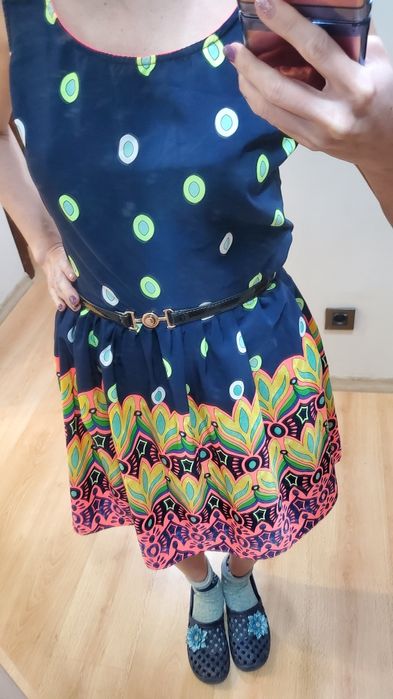 Лятна разкроена рокля