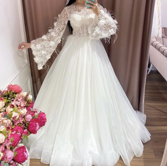 Свадебное платье