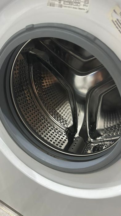 Продам стиральную машину БУ