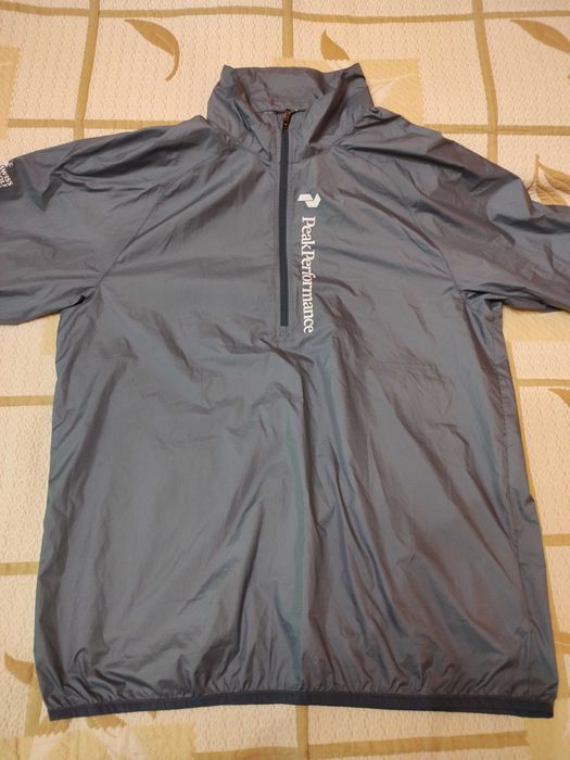 Peak Performance-ветровка   L