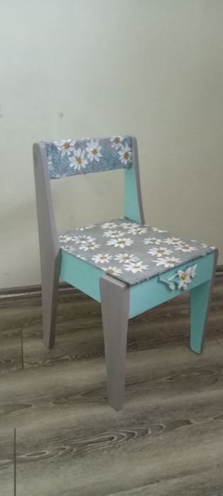 Дизайнерский стульчик