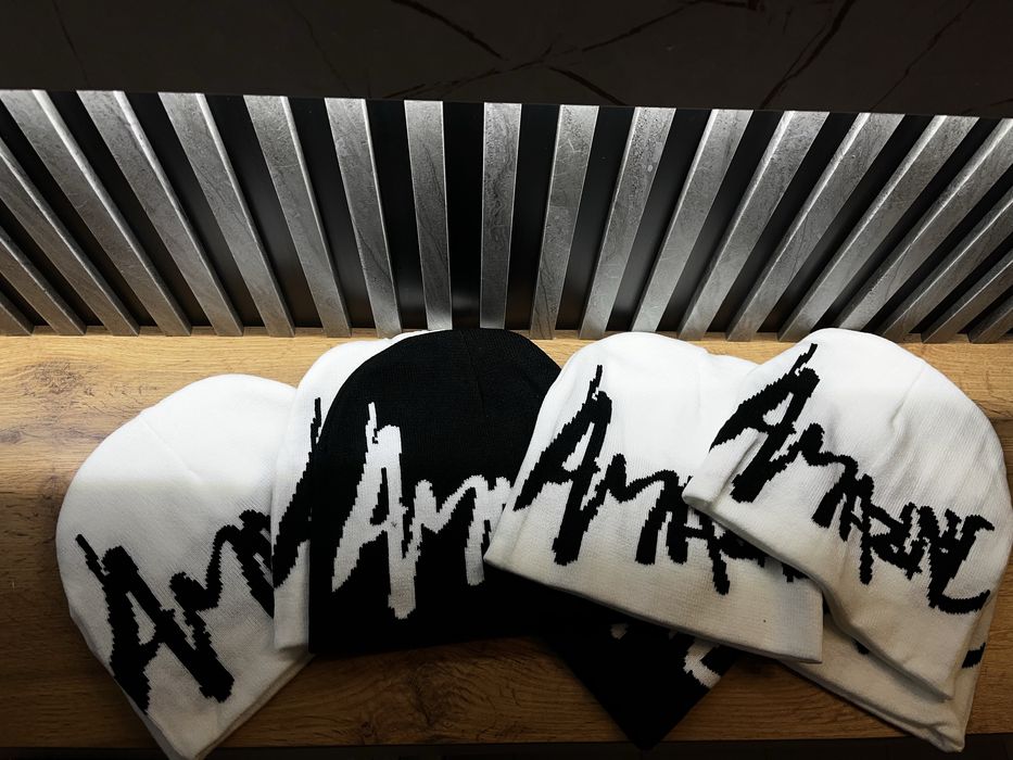 Молодёжные зимние шапки