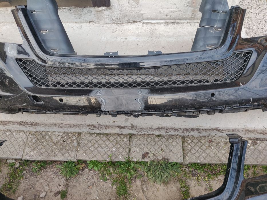 Предни Брони за Mercedes ML / W164  /2006--2011  г.