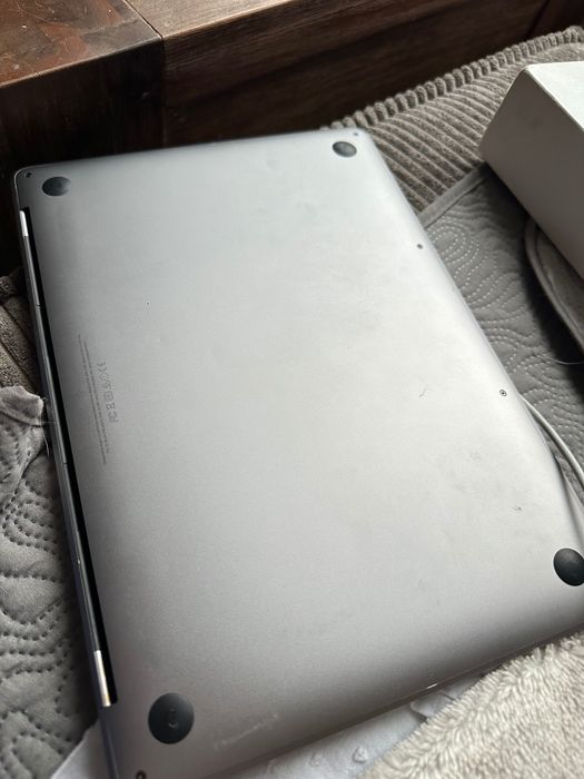 MacBook Pro end 2017,SPACE GREY