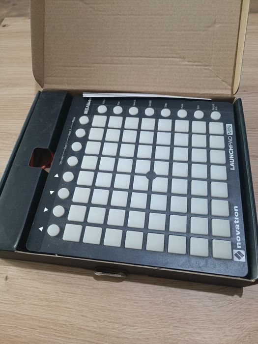 Launchpad Mini Novation
