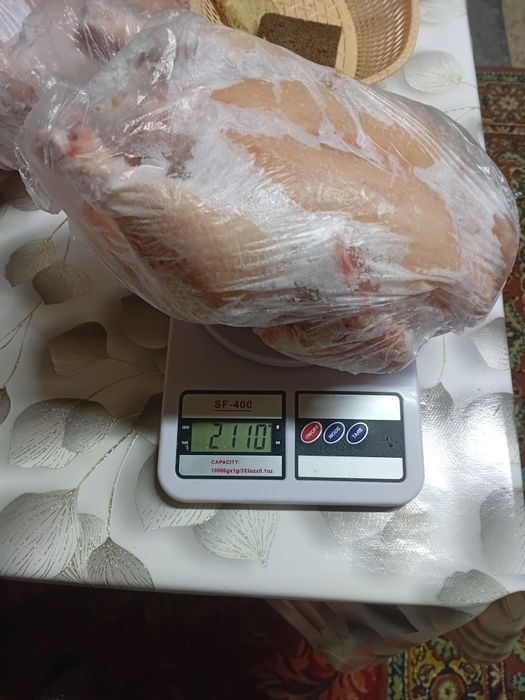 В продаже мясо броллеров