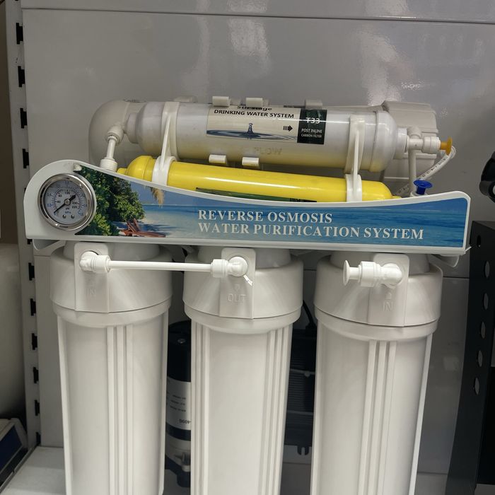 Замена и установка фильтров для воды.