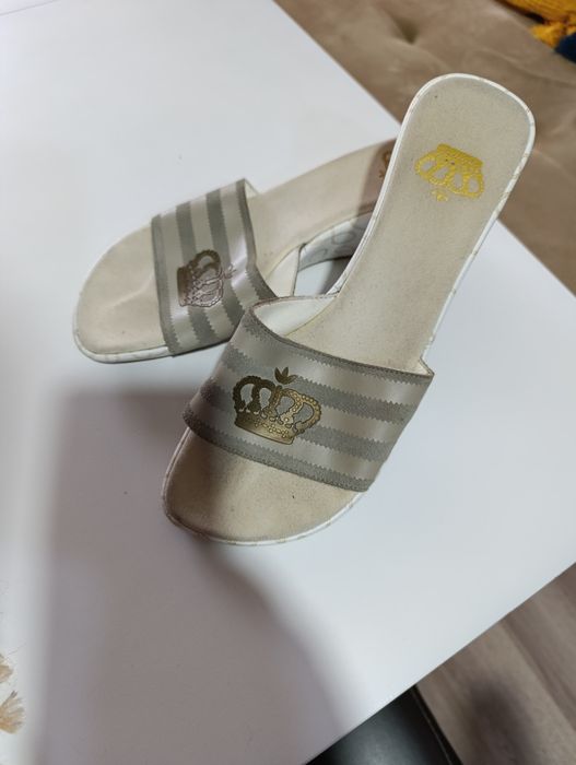 Adidas чехли оригинални