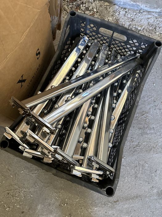 Продам ковер, тумбу