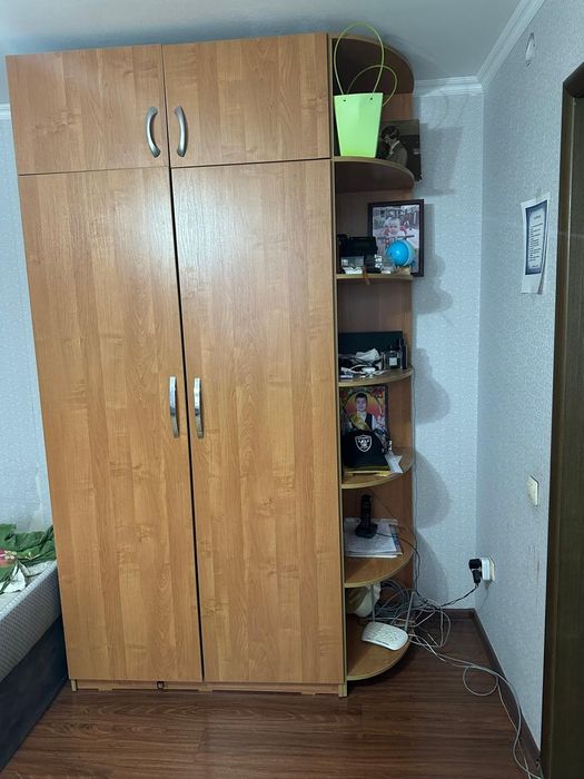 Продам шкафы б/у