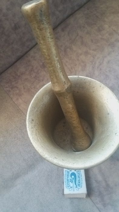 Срочно продается бронзовая ступа