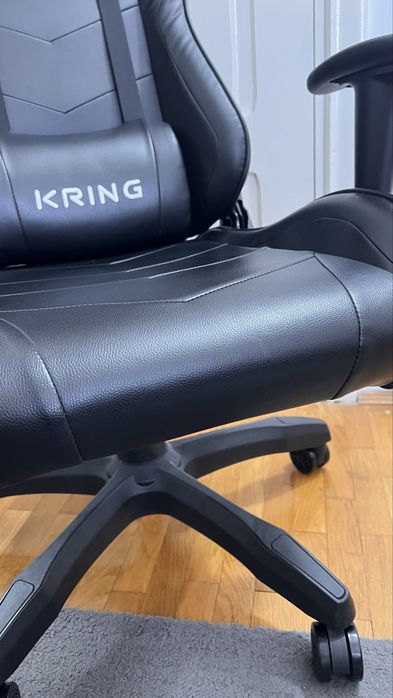 Scaun gaming kring