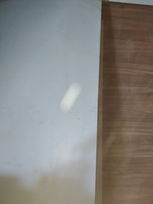 Ламинанты и станки сотилади