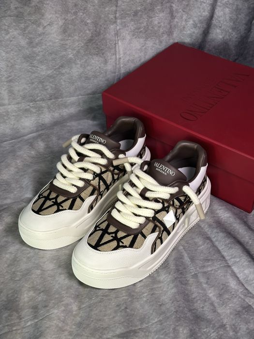 Обувки Valentino One Stud XL