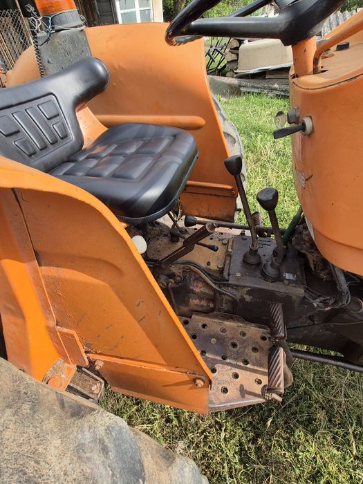 Vând Tractor FIAT!!
