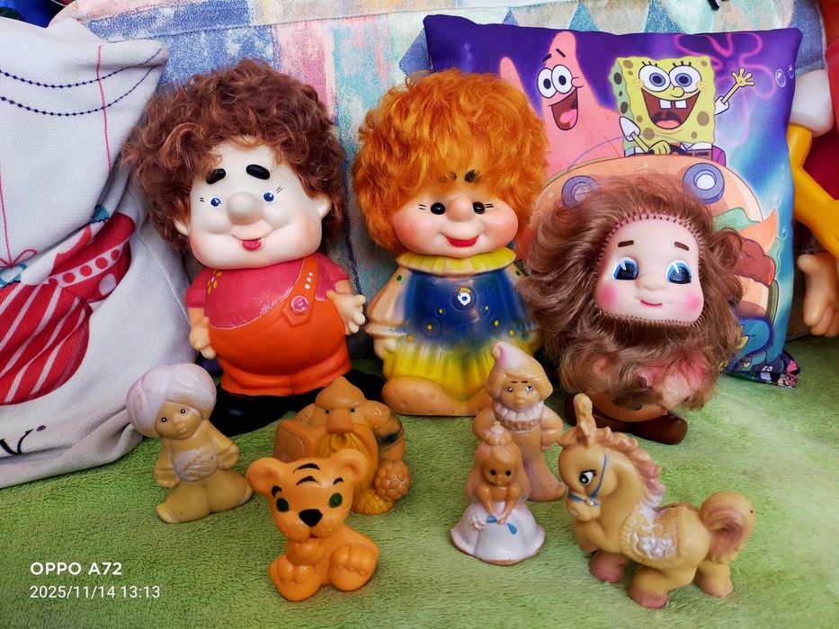 Продам игрушки , куклы .