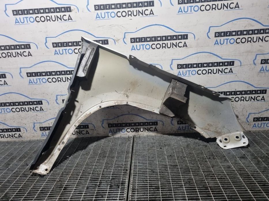 Aripa Stanga Fata Volkswagen Tiguan 5N 2008 - 2011 4 Usi Reflex silver Metalic LA7W ...