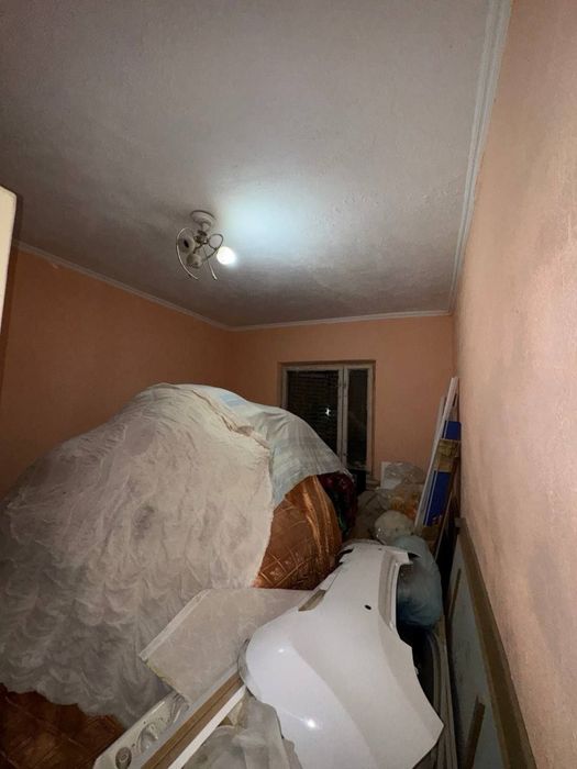 uy sotiladi srochna 3xona 34.500