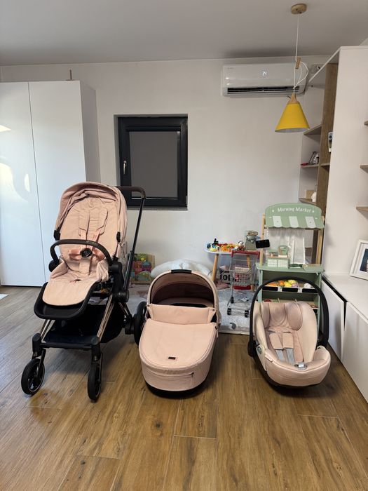 Vand Cybex  E-Priam 4.0 Peach Pink Impecabil (editie speciala)