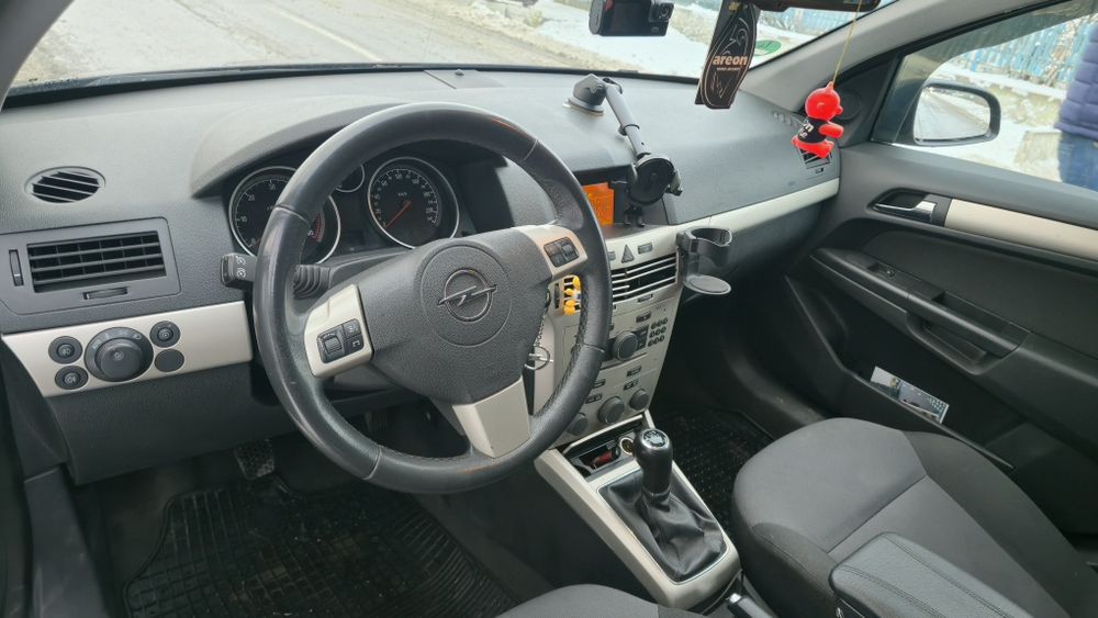 Opel asta 1.7 cdti impecabil