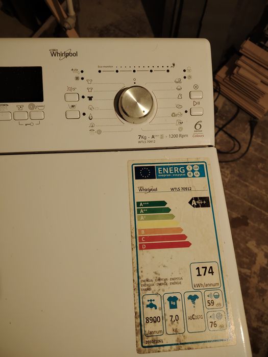 Пералня Whirlpool горно зареждане