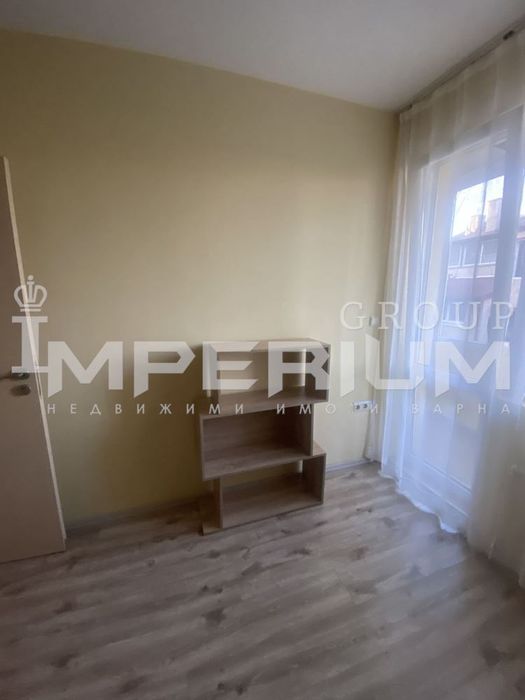 Тристаен апартамент под наем в района на Фулмакс - Център, гр.Варна