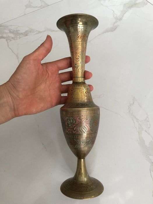 Ваза латунь индия 8000