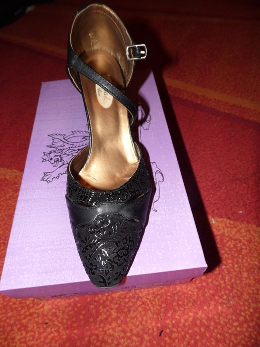 Pantof elegant de dama