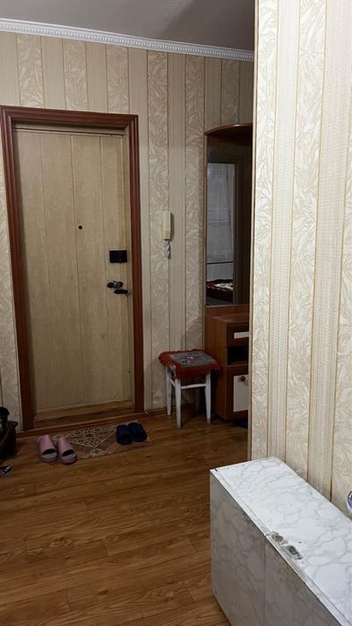 продам квартиру назарбаева 301 50,4кв