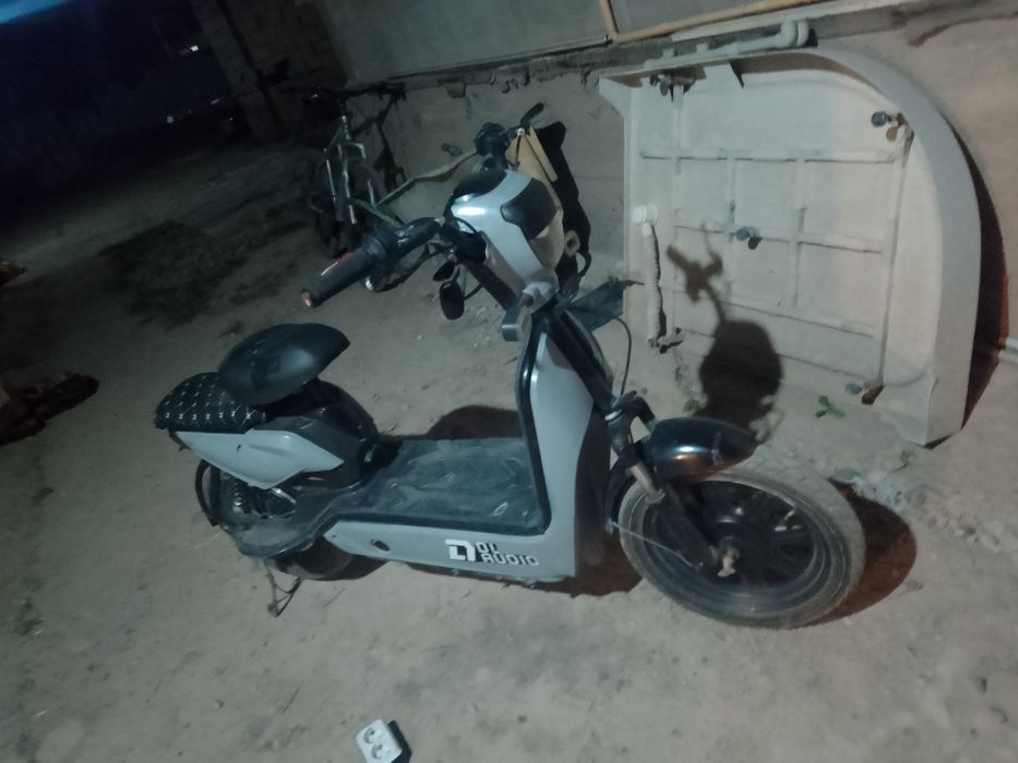 Продам электроскутер