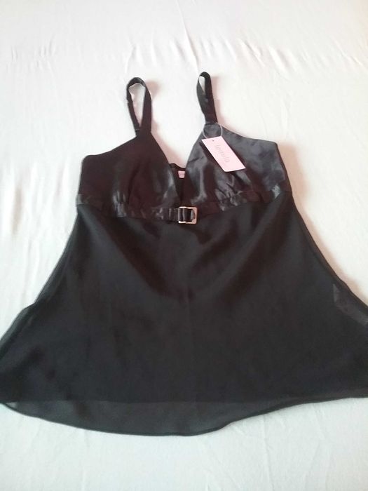 Vând Lenjerie de Noapte  Satin Marimea L