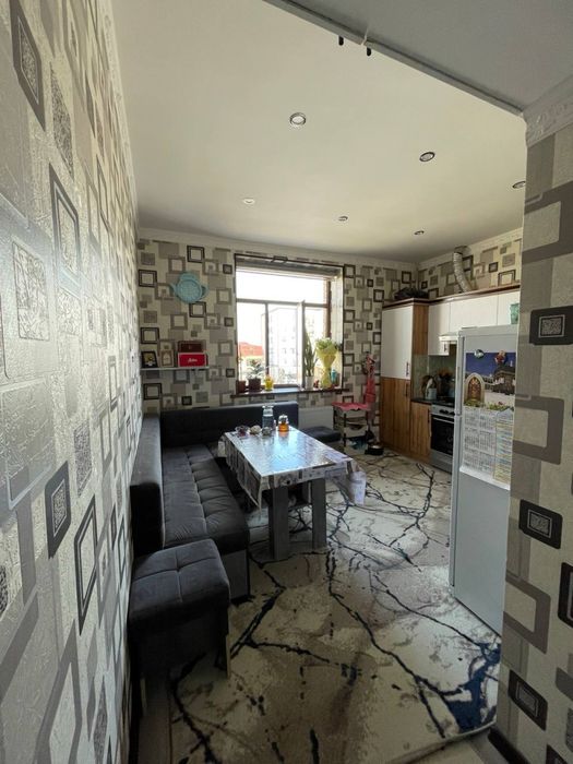 Tezda 2x xonali kvartira sotiladi