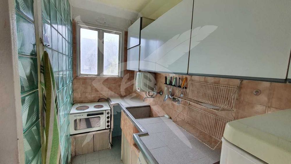 Дава се под наем Тристаен апартамент в Варна, Аспарухово - 70 кв.м за 450 € - Снимка #1