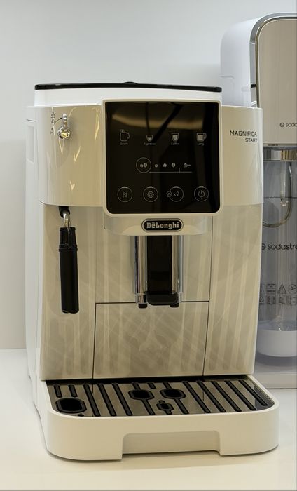 Кафеавтомат  De'Longhi Magnifica Start ECAM 220.20.