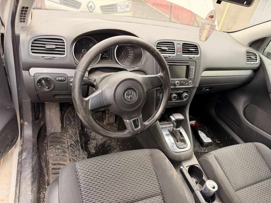 Dezmembrez dezmembrari Vw Golf MK 6 hatchback 1.6 CAYC cutie DSG 7+1
