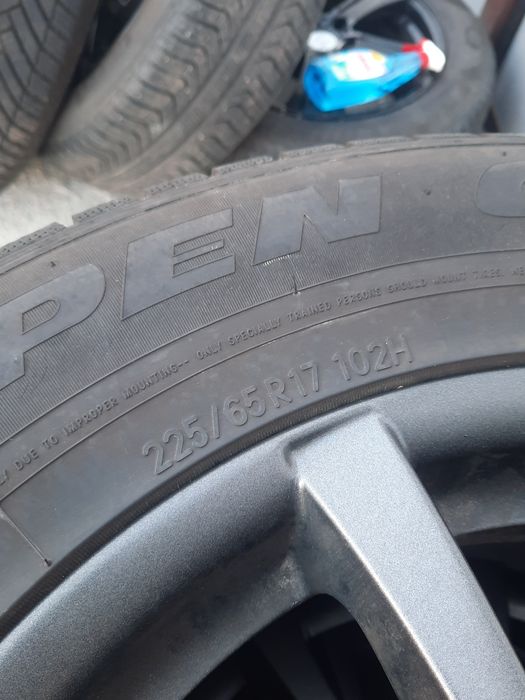 4 Броя 225/65/17 Toyo 2x6,8mm 2x5mm