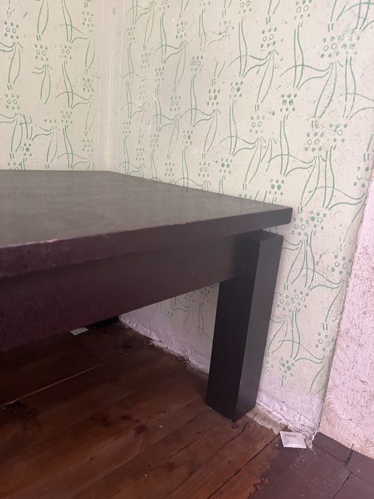 Дървена холна маса масив