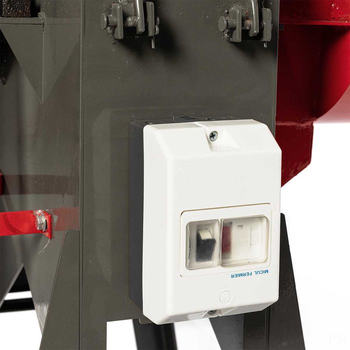 Tocator furaje 350C cu turbină, motor inclus Livrare rapidă