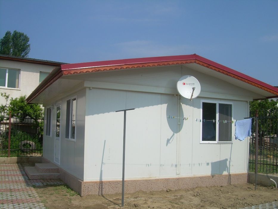 Vand casa din container 8 x 7m