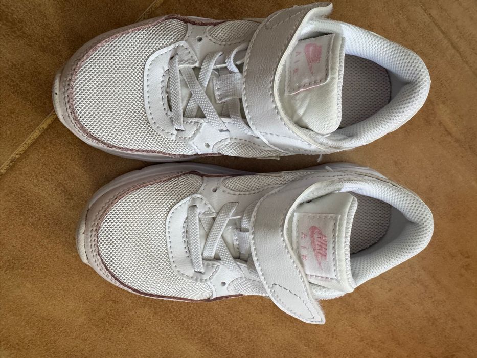 Маратонки Nike air max