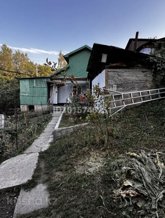 Продам участок  в медеуском районе