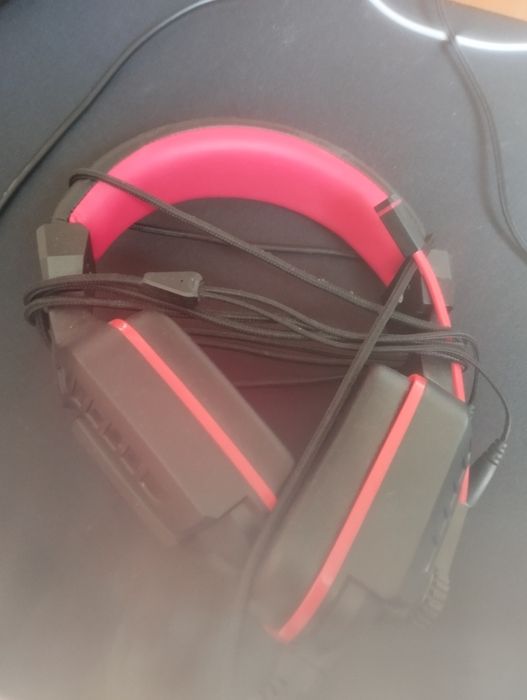 Наушник игровой  использовался 2 месяца